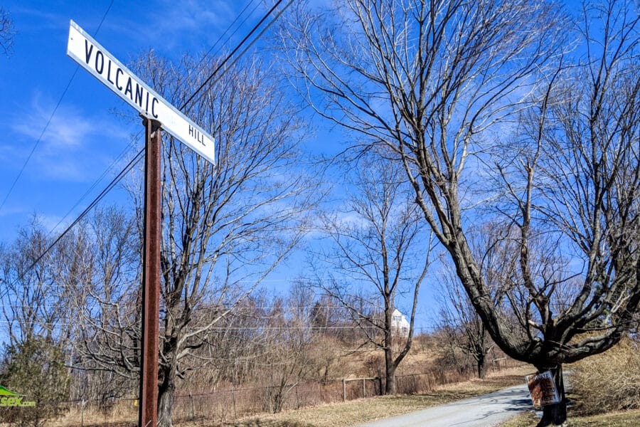 Rutan Hill (Beemerville Volcano) — Wantage, NJ