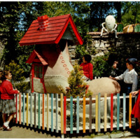 A postcard view of the old woman who lives in a shoe attraction at Gingerbread Castle in Hamburg, NJ.